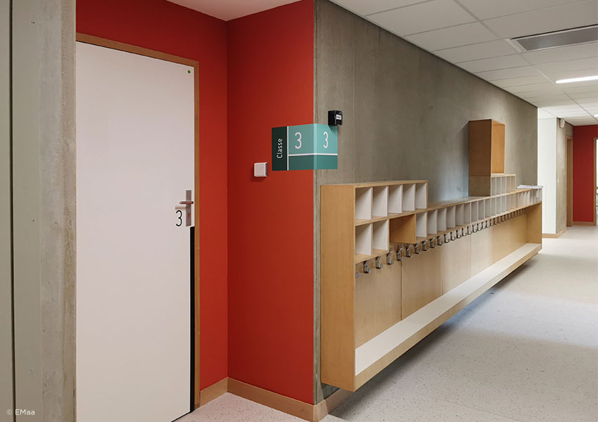 GROUPE SCOLAIRE JULES-G�RAUD SALI�GE